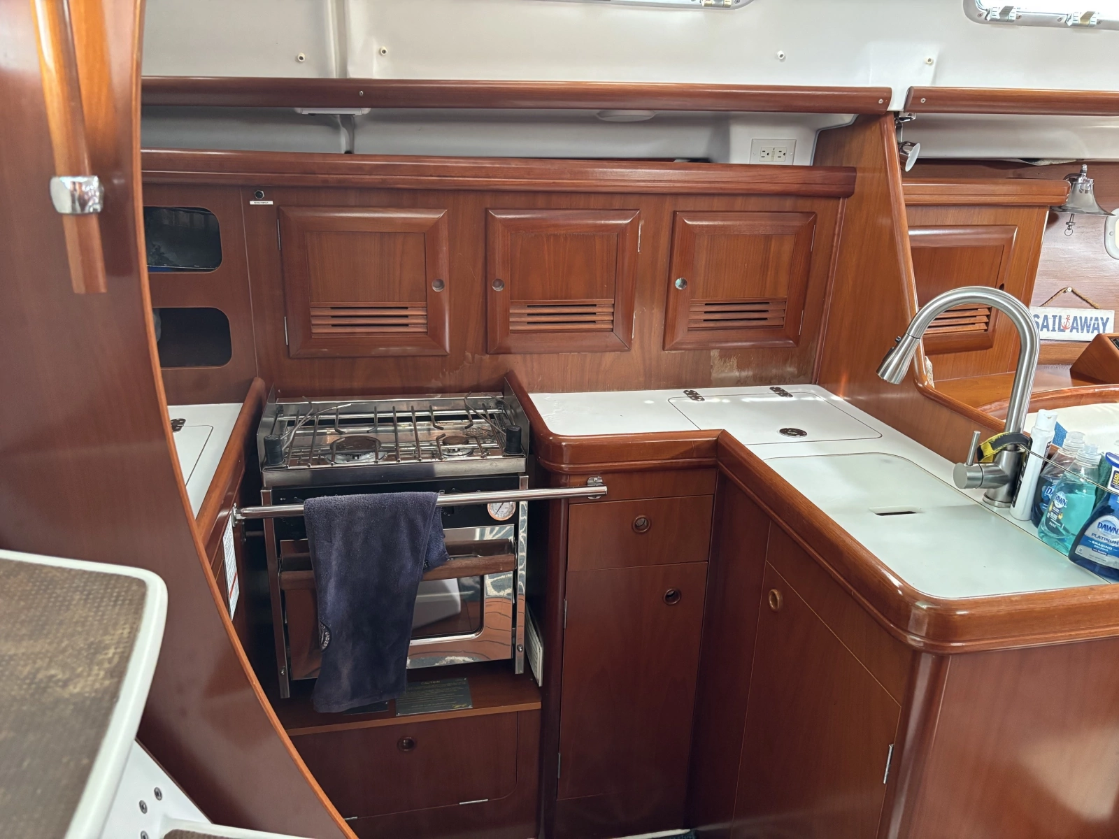 39ft Beneteau Yacht For Sale