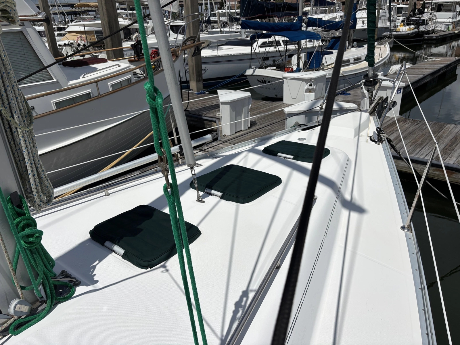 39ft Beneteau Yacht For Sale
