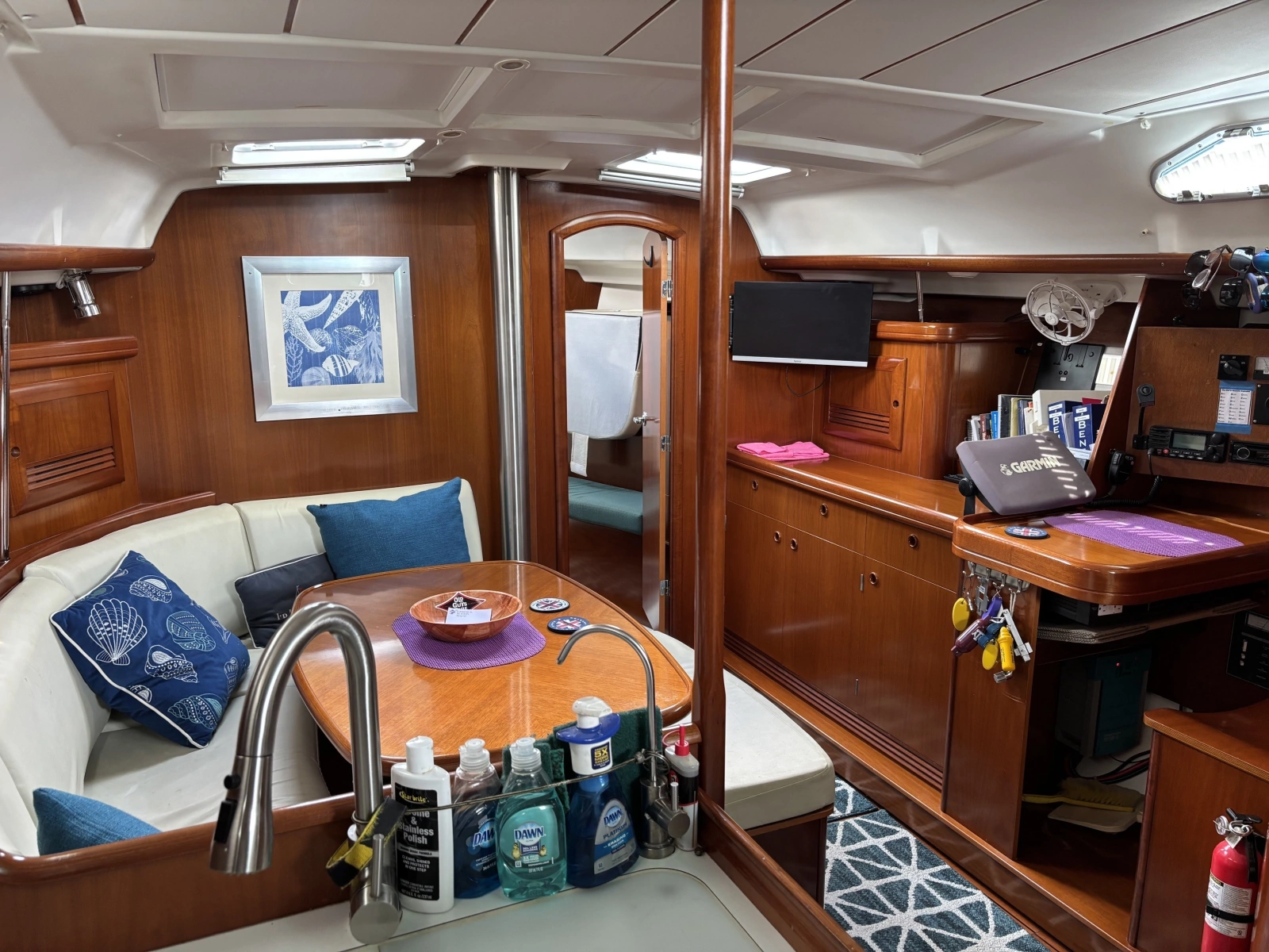 39ft Beneteau Yacht For Sale