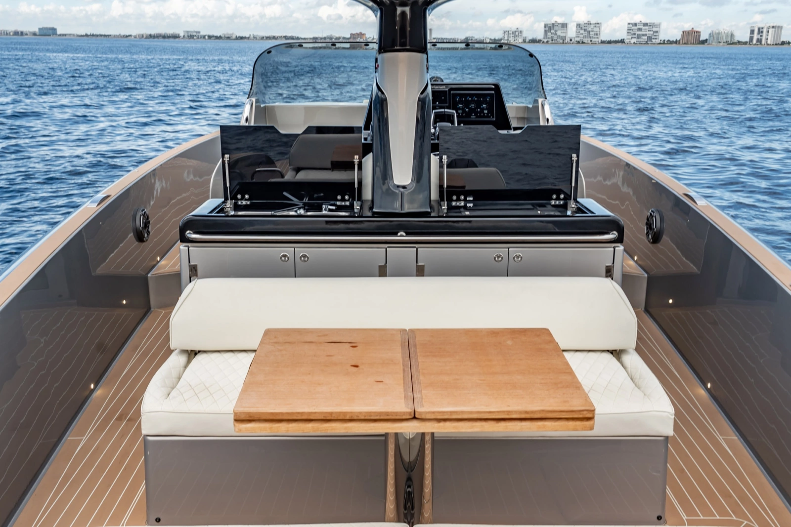 2024 Solaris 40F
