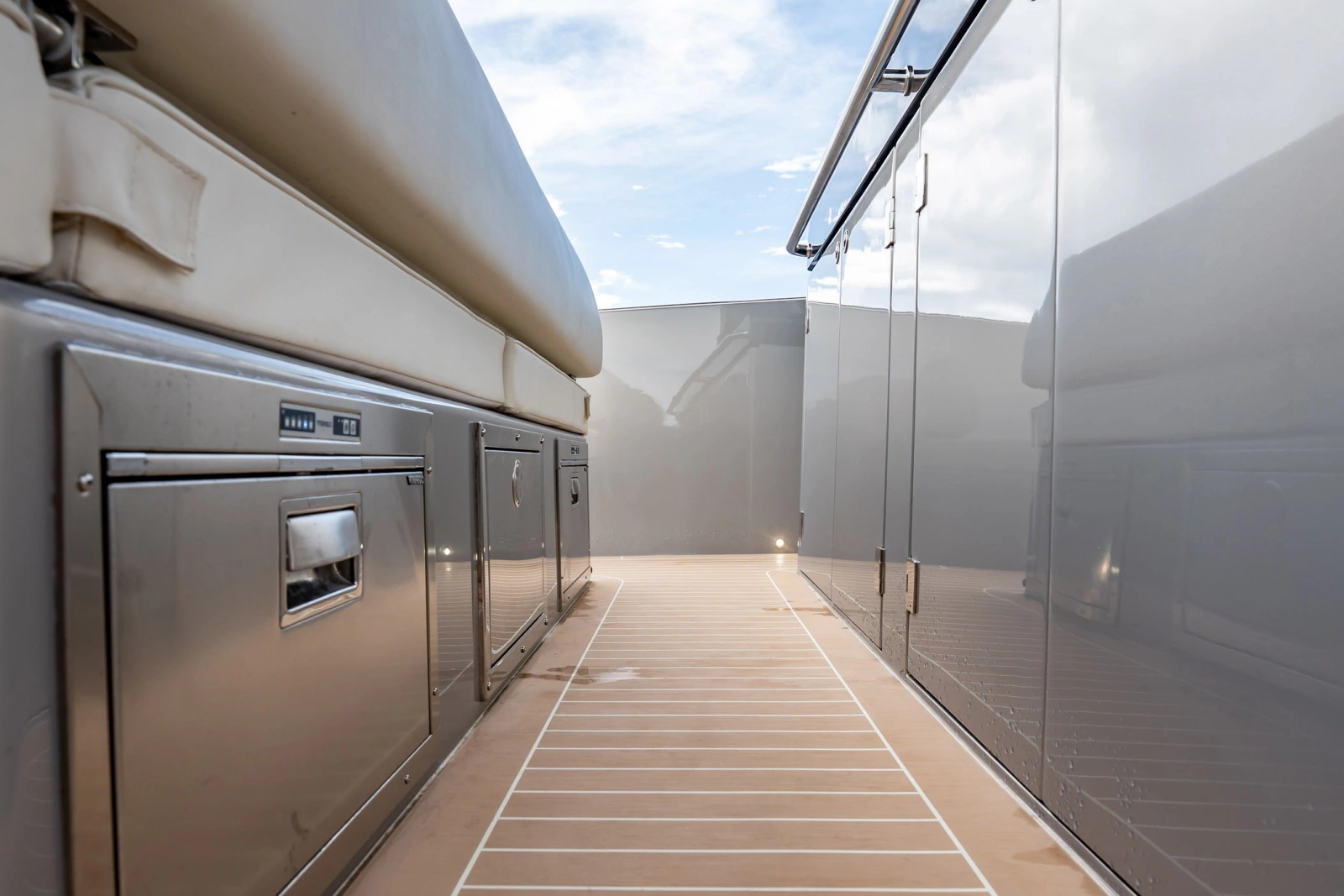 2024 Solaris 40F