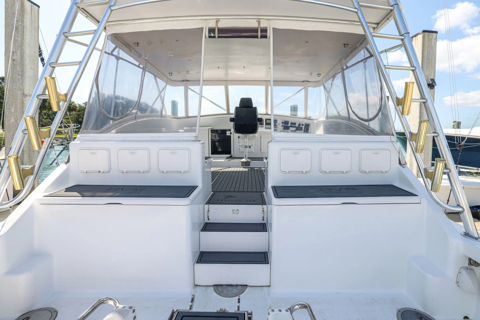 2005 Custom Carolina Express Sportfish