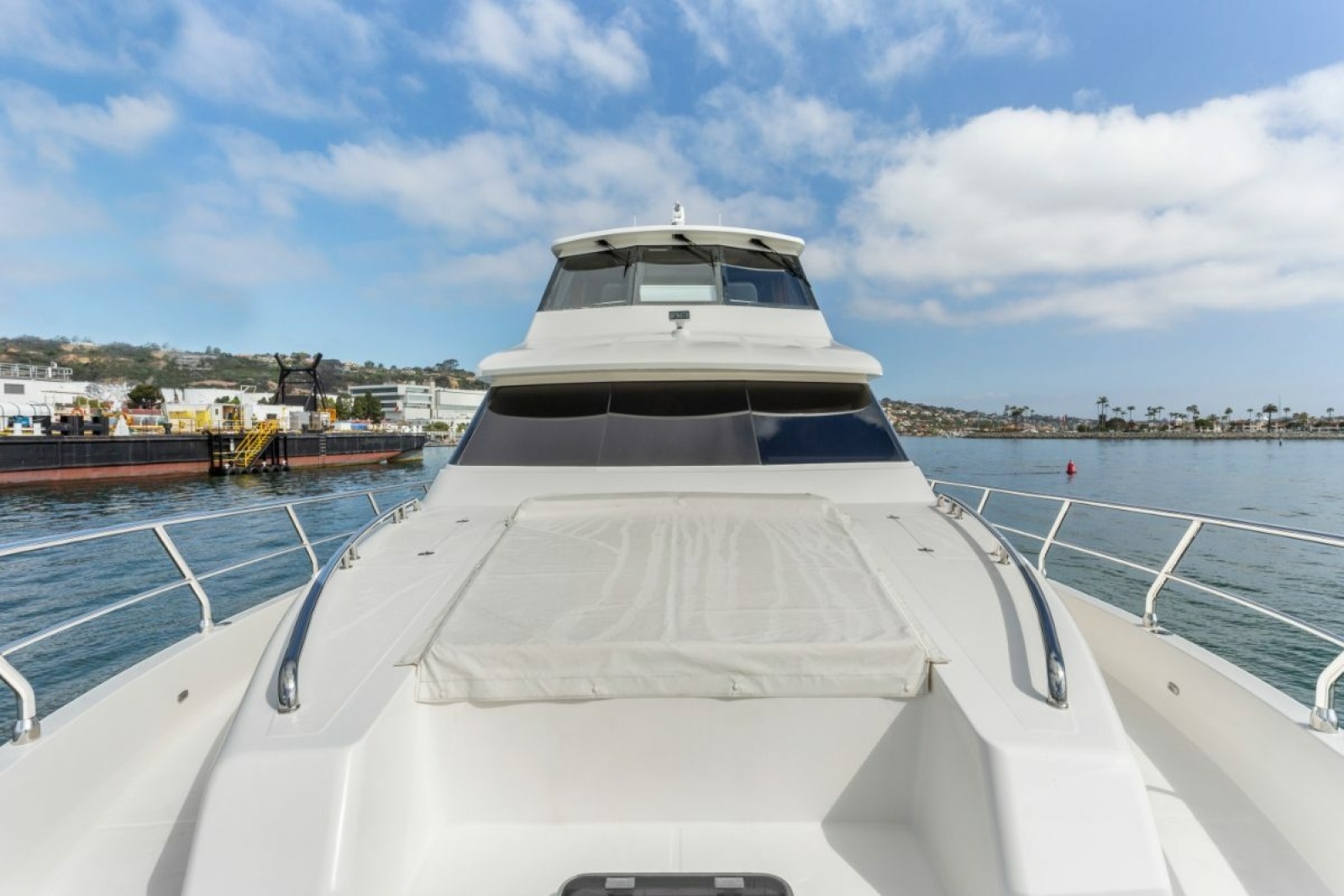 2014 Hampton 760 Sky Lounge Motor Yachts