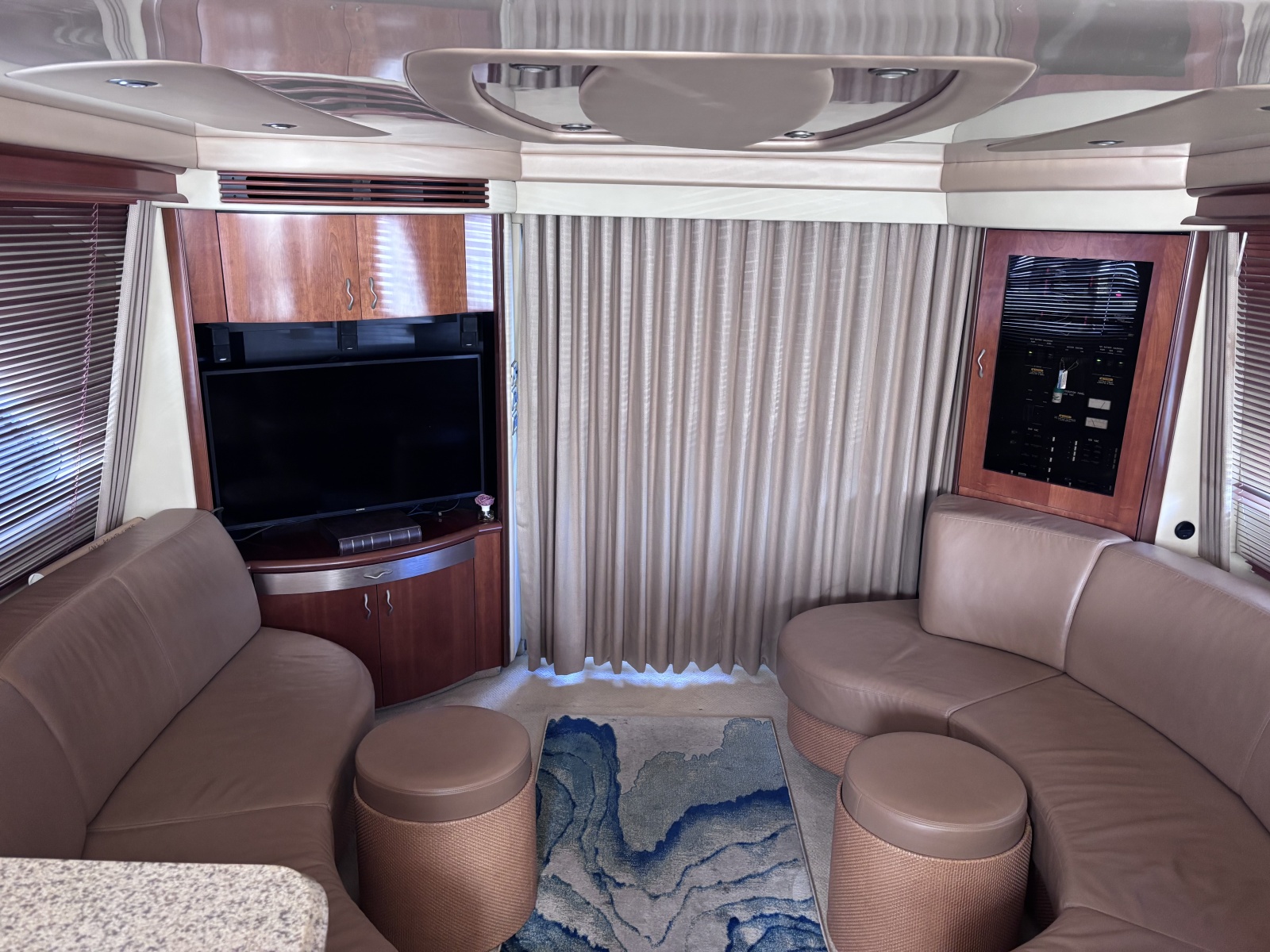 2005 Sea Ray 550 SEDAN BRIDGE