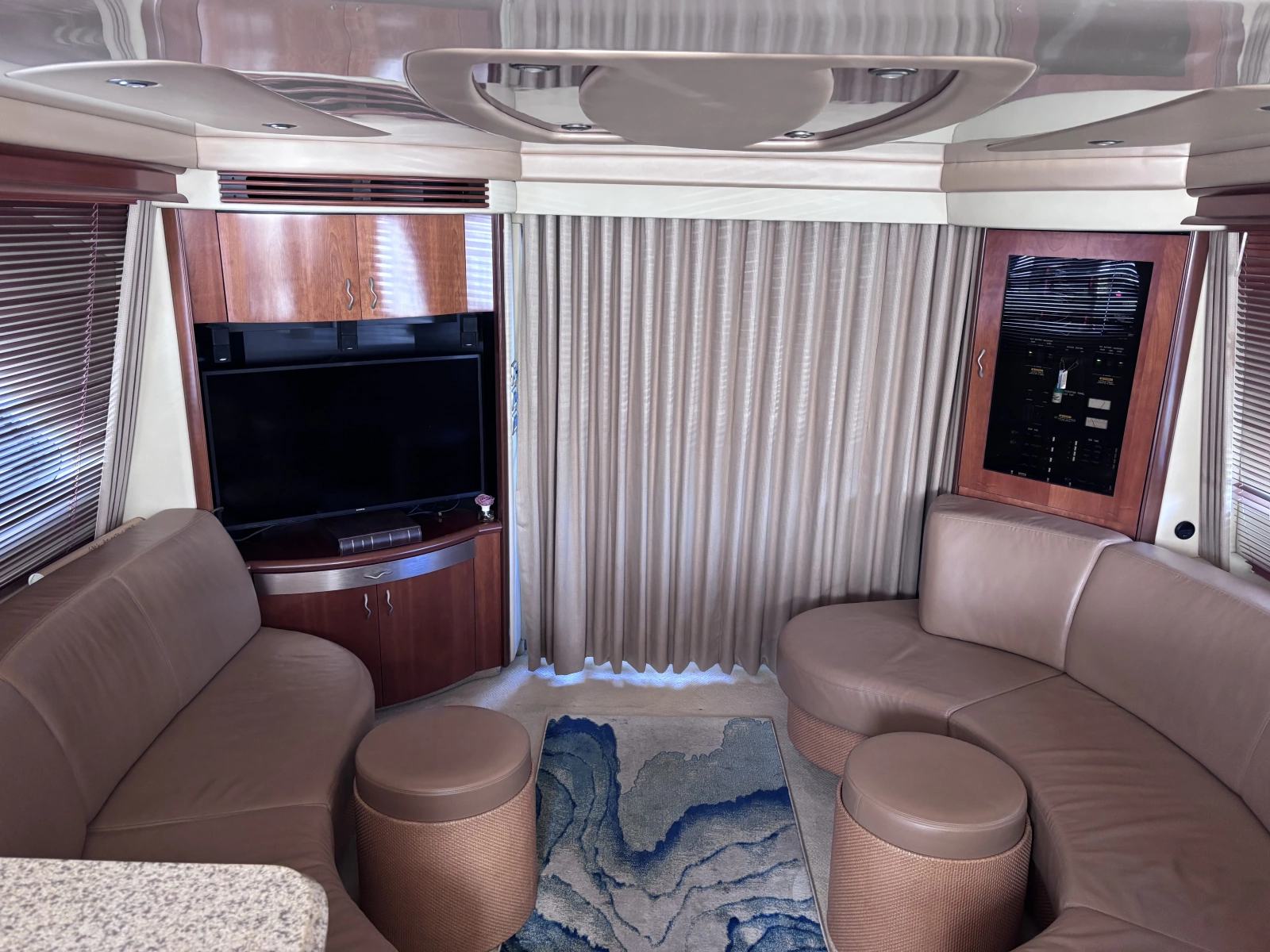 2005 Sea Ray 550 SEDAN BRIDGE