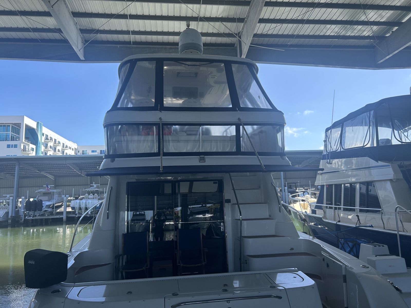 2005 Sea Ray 550 SEDAN BRIDGE