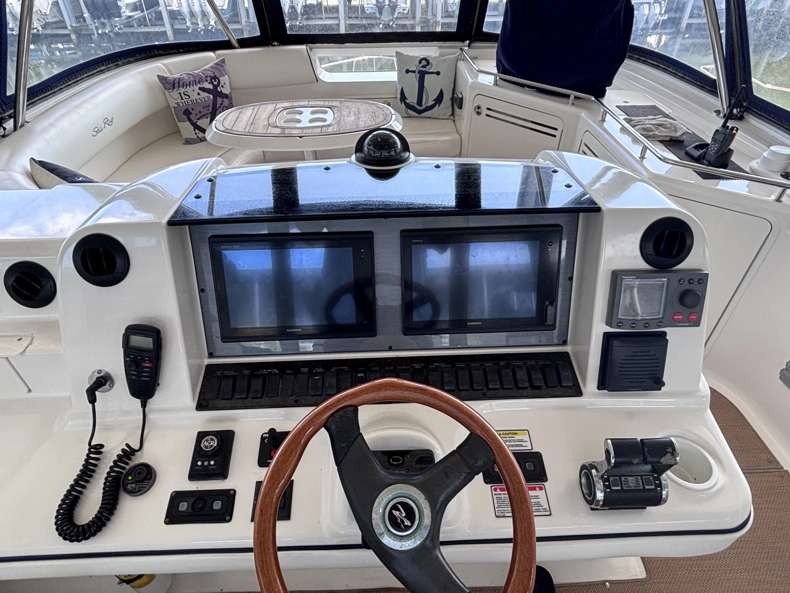 2005 Sea Ray 550 SEDAN BRIDGE