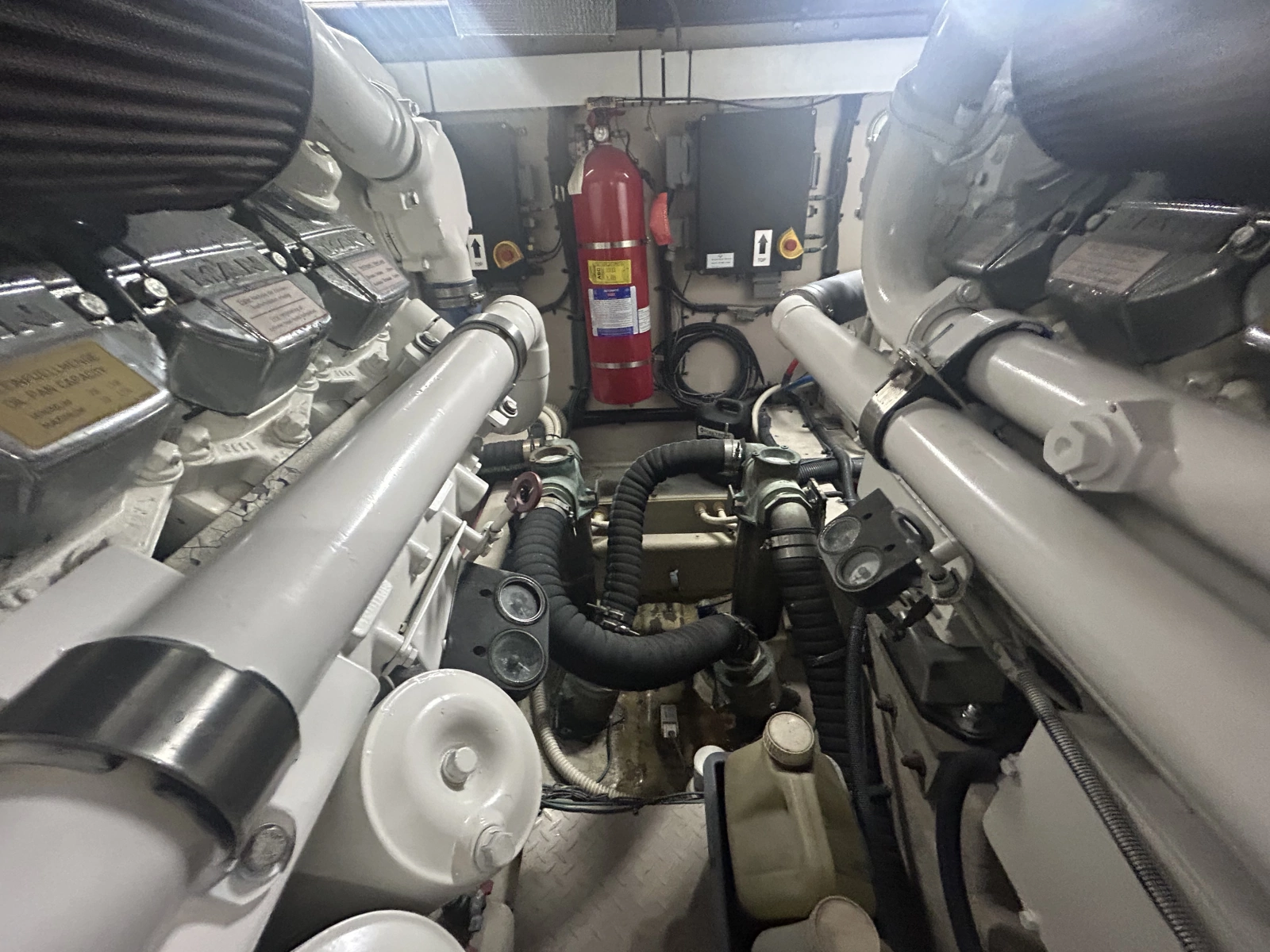 2005 Sea Ray 550 SEDAN BRIDGE