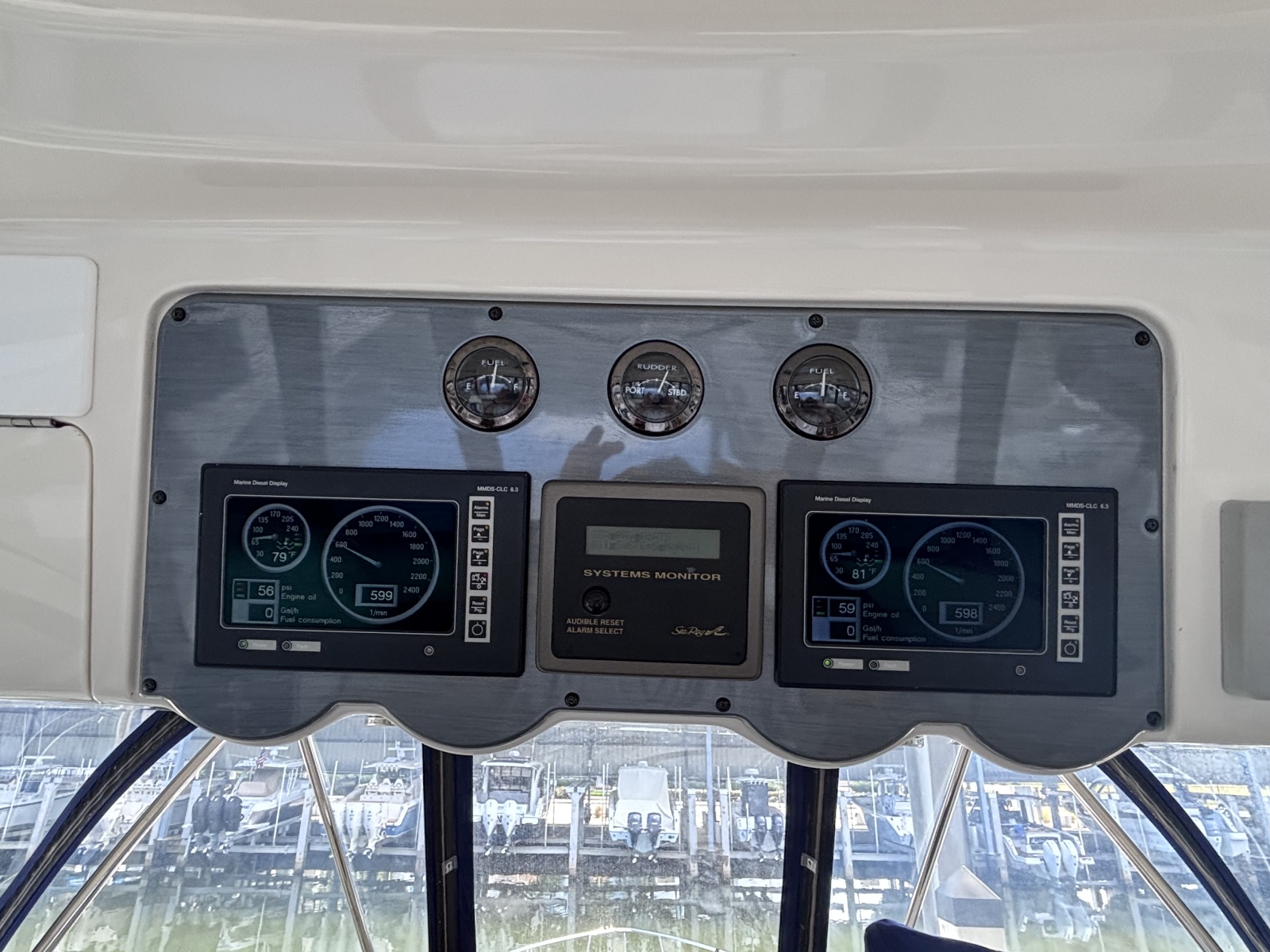 2005 Sea Ray 550 SEDAN BRIDGE