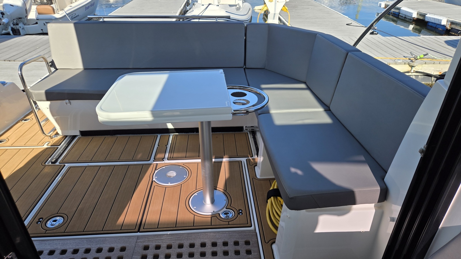 2025 Beneteau Antares 11 Coupe