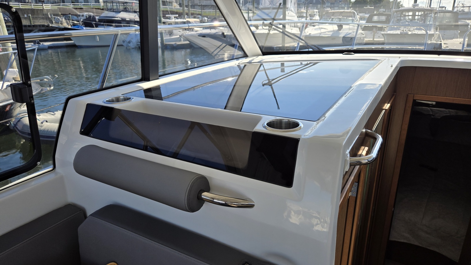 2025 Beneteau Antares 11 Coupe