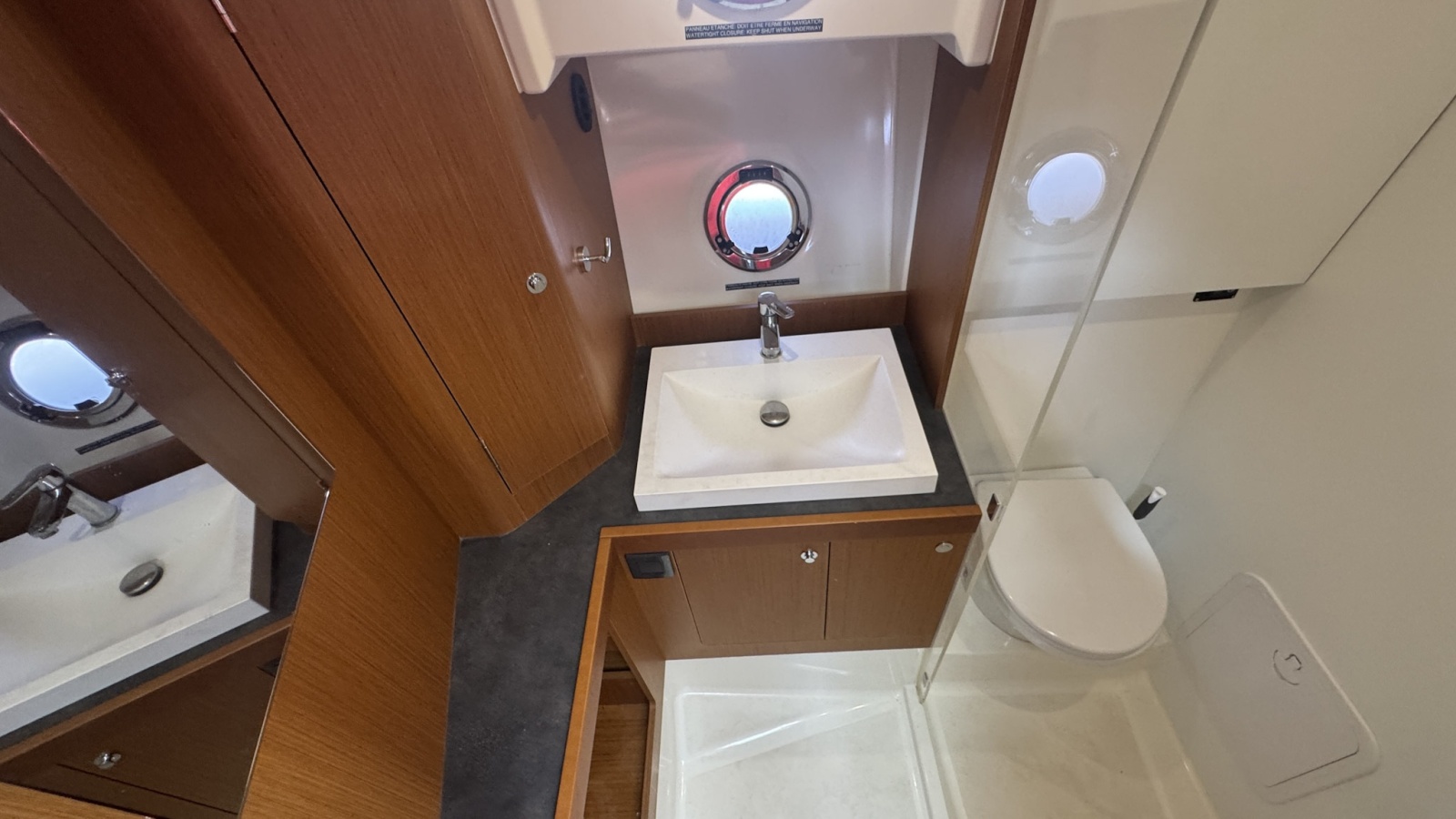 2022 Beneteau Swift Trawler 35