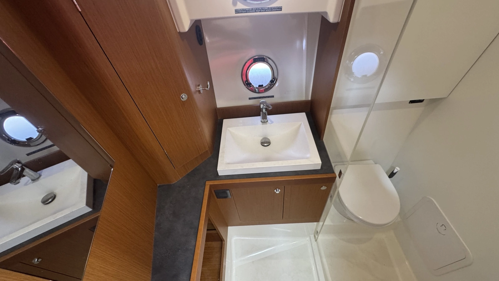 2022 Beneteau Swift Trawler 35