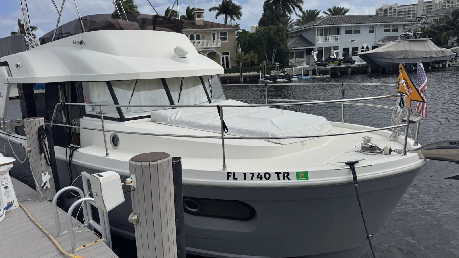 2022 Beneteau Swift Trawler 35