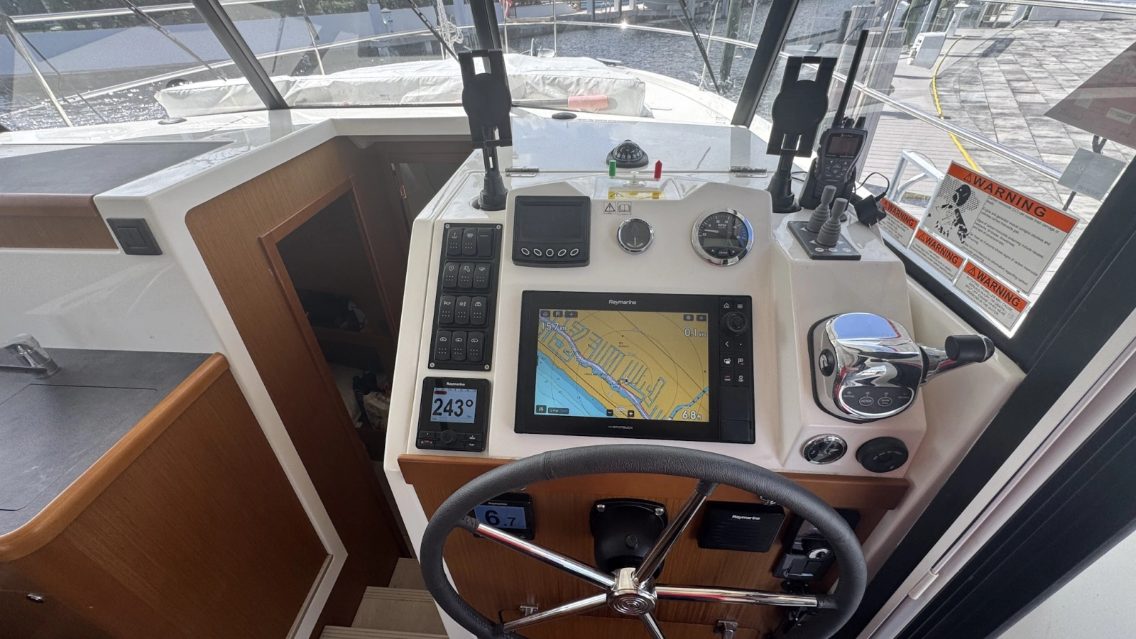 2022 Beneteau Swift Trawler 35