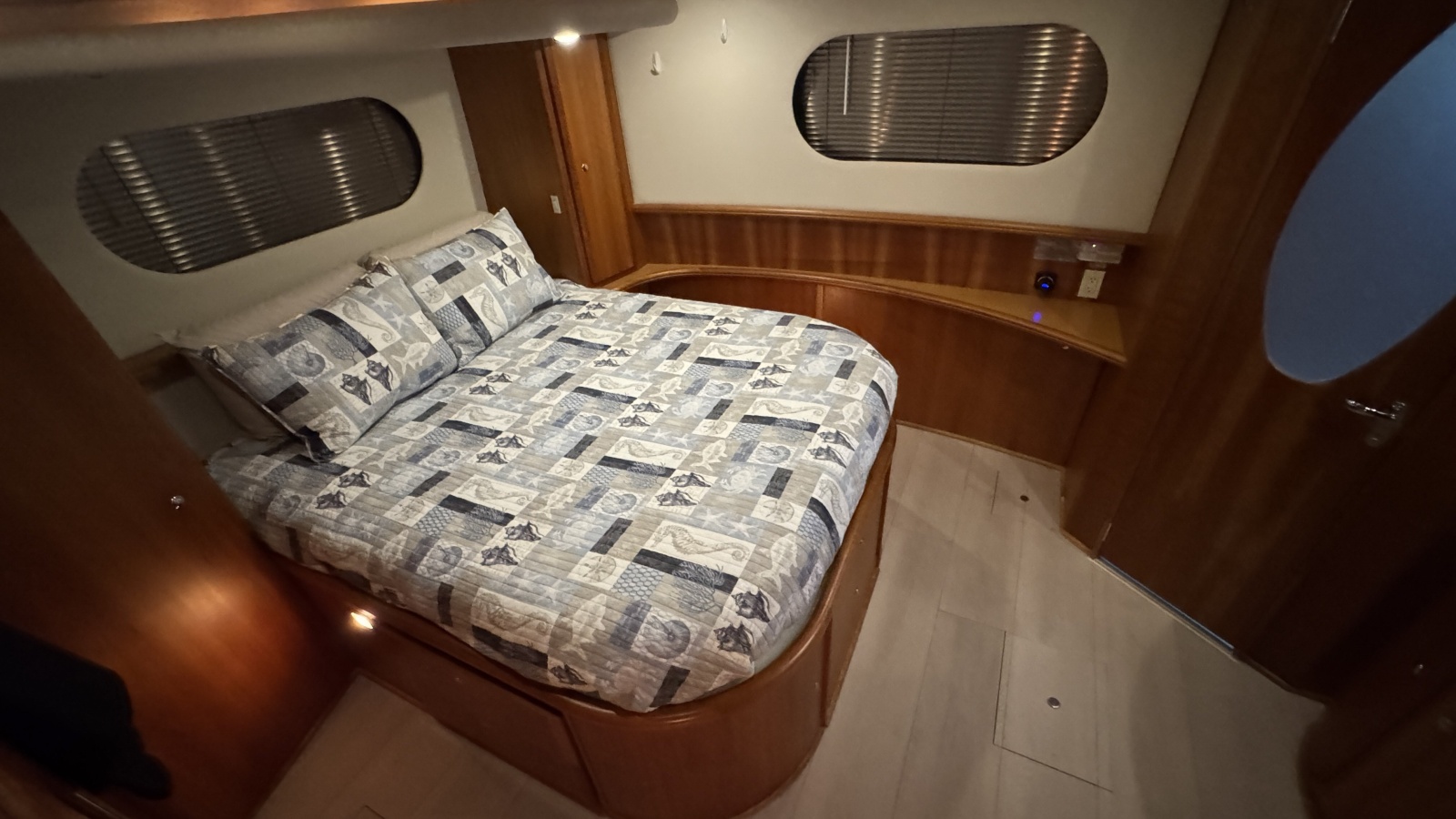 Aft Owner's Suite