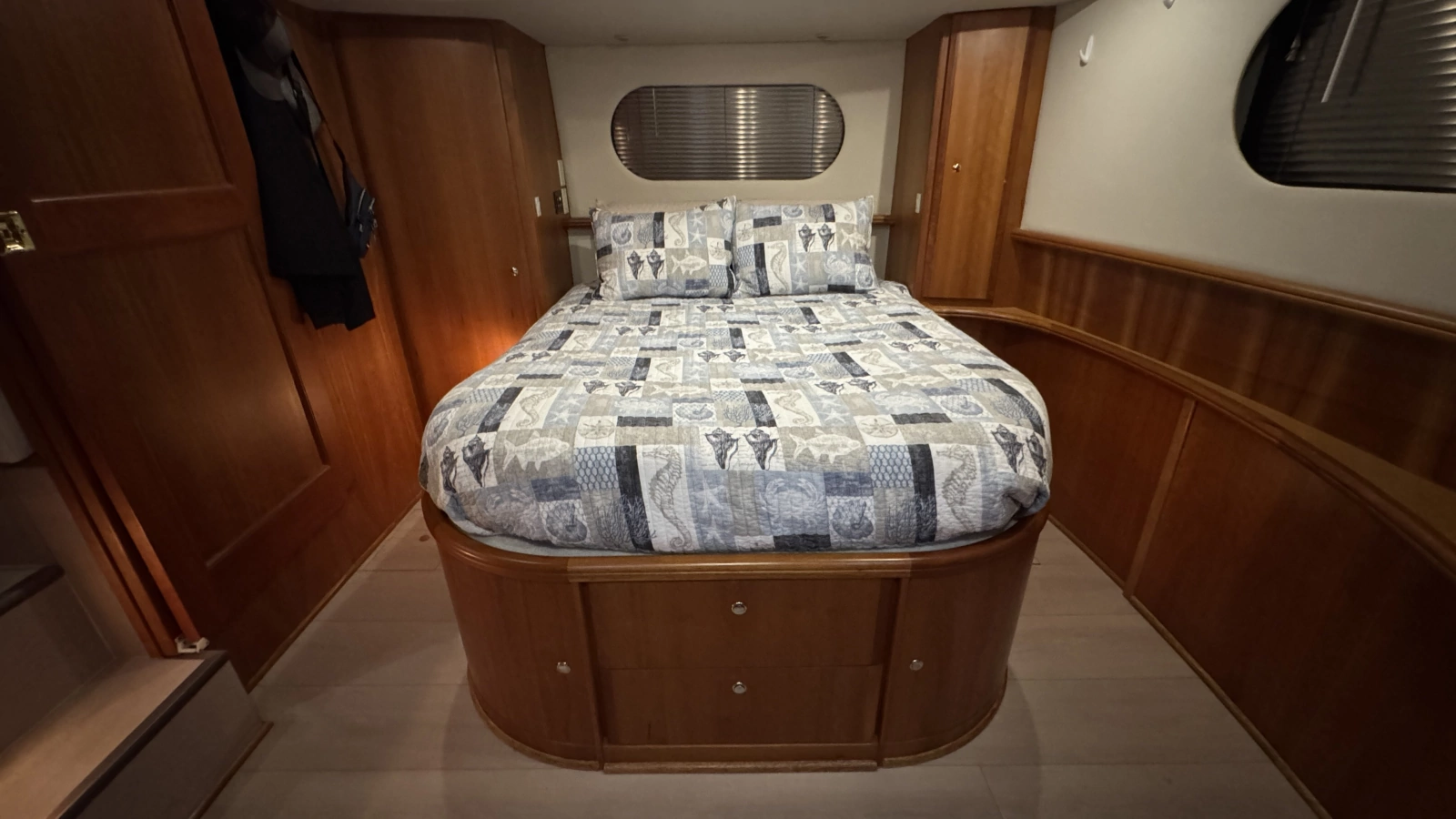 Aft Owner's Suite
