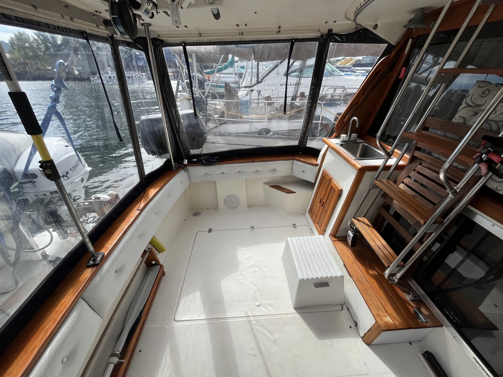 1987 Bayliner 3270 Motoryacht