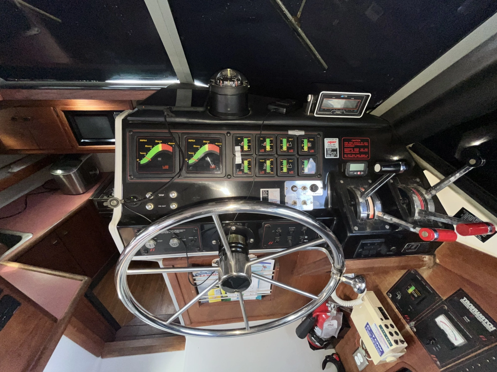 1987 Bayliner 3270 Motoryacht