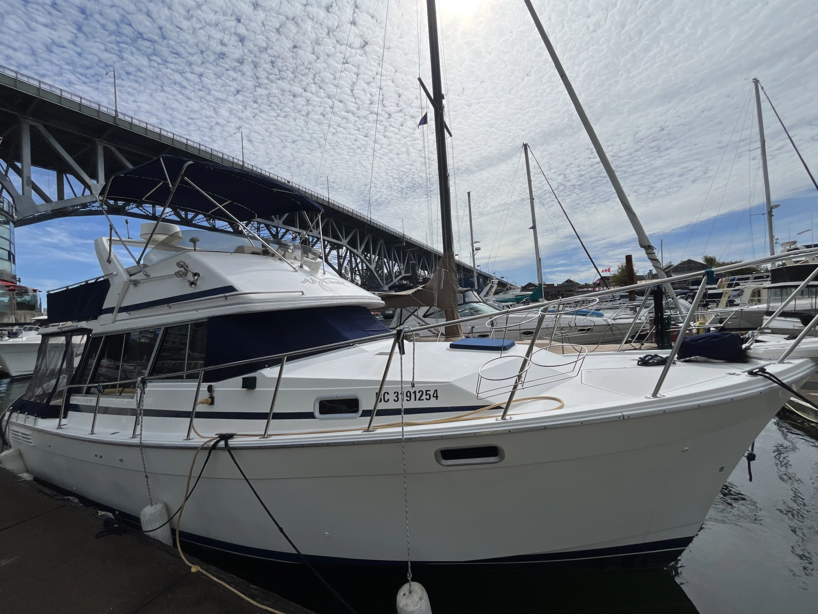 1987 Bayliner 3270 Motoryacht