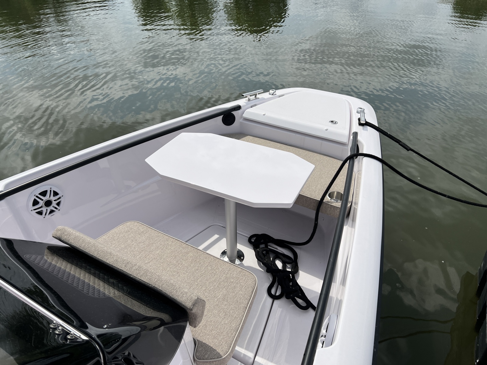 2024 Axopar 22 T-Top