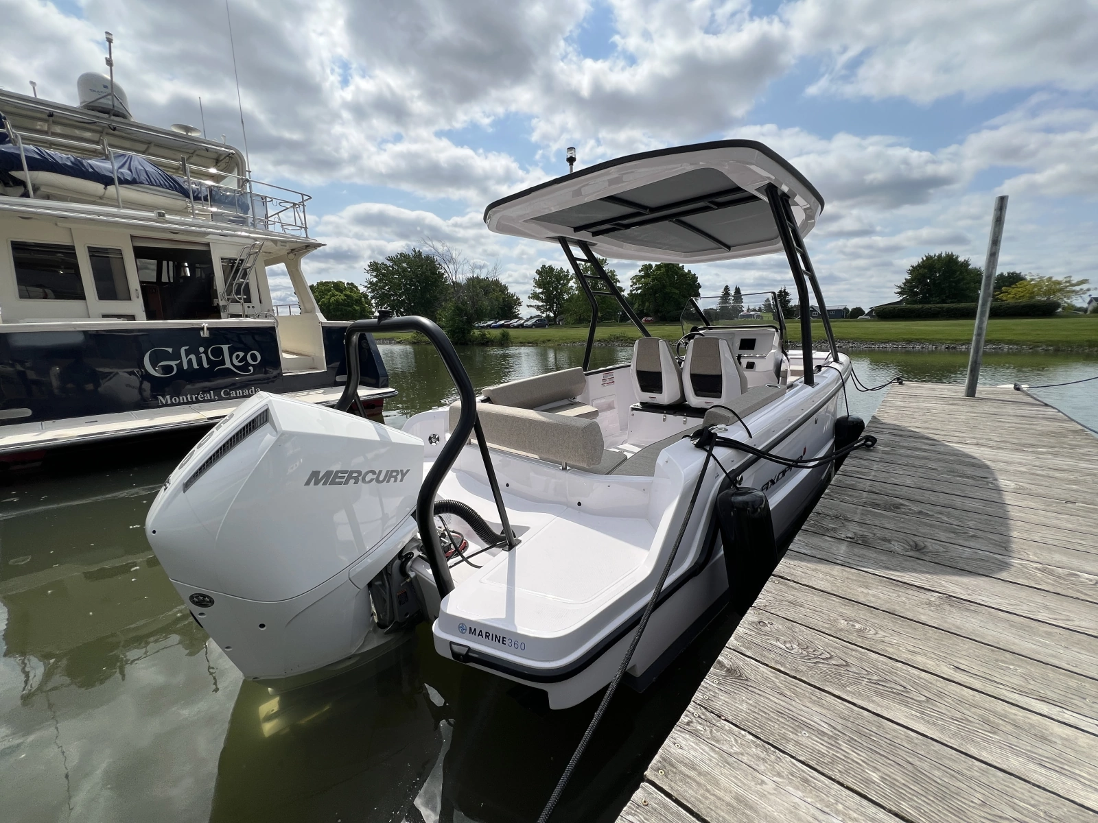 2024 Axopar 22 T-Top