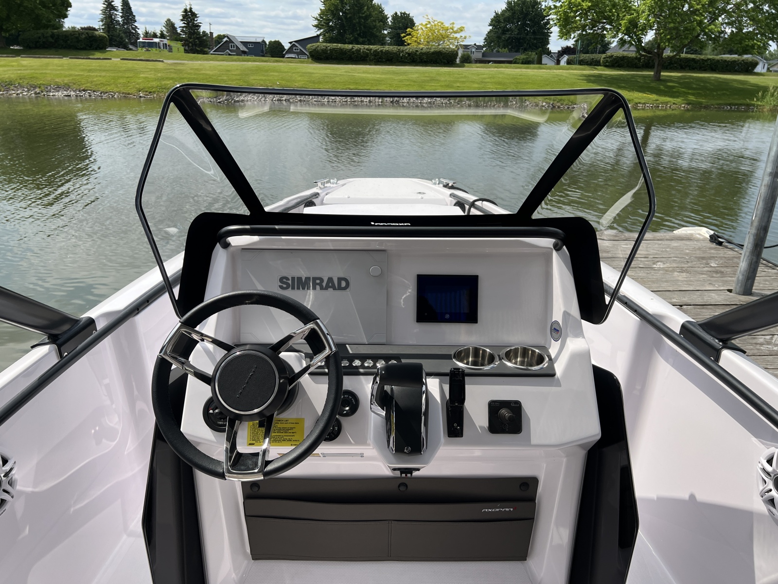 2024 Axopar 22 T-Top