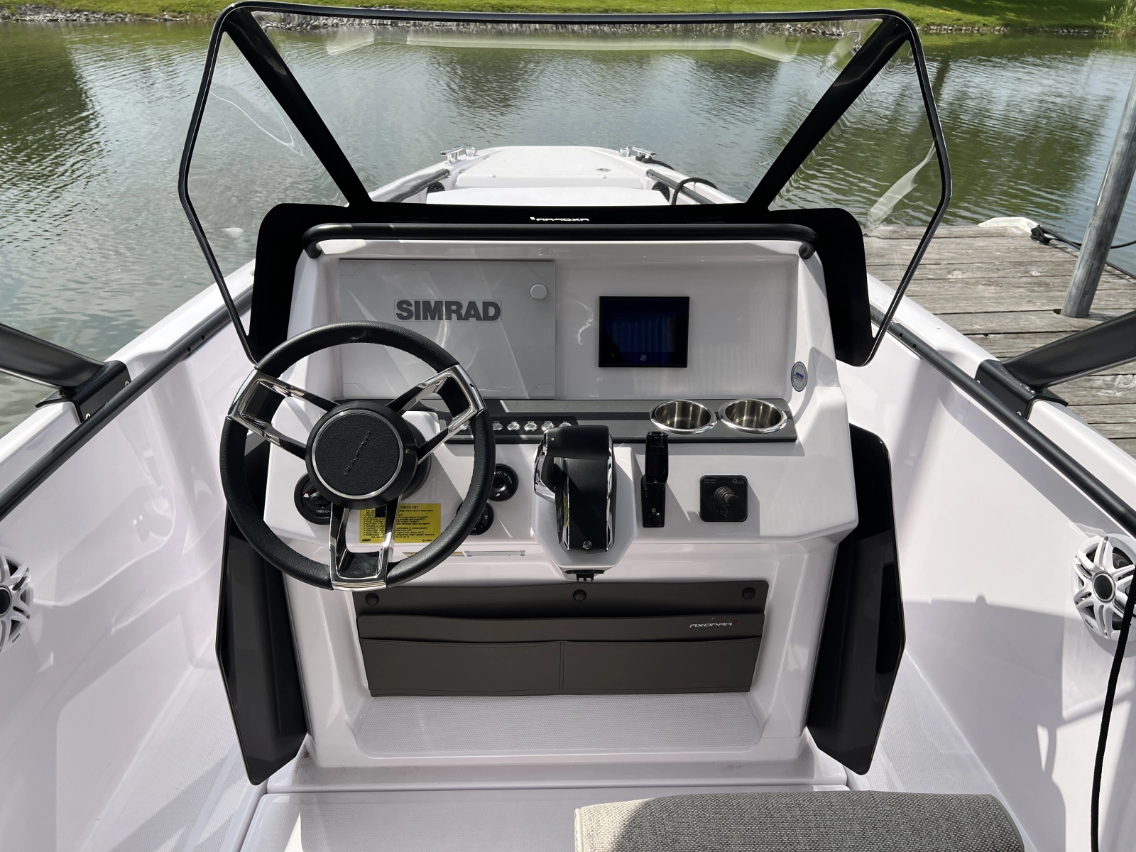2024 Axopar 22 T-Top