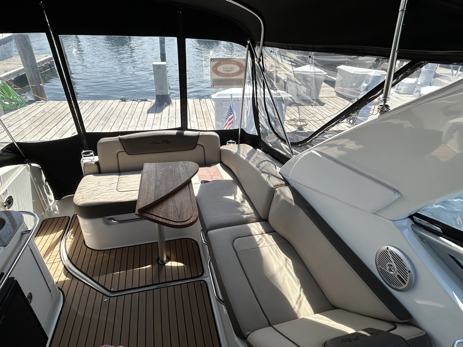 2015 Sea Ray 280 Sundancer