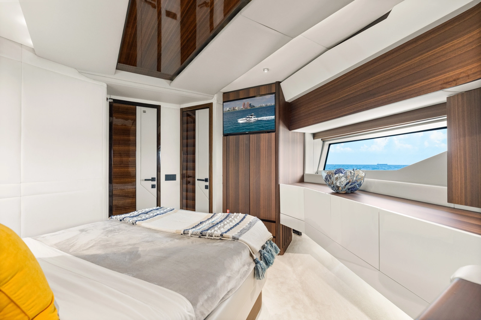 2023 Aicon 66 Vivere