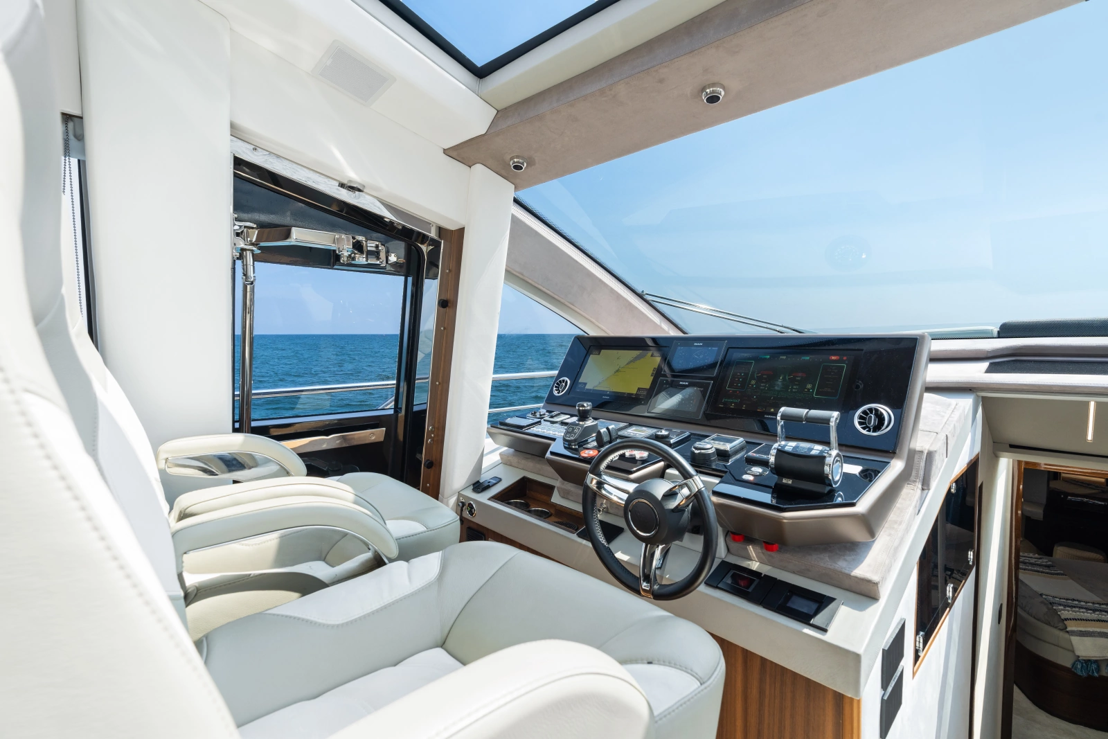2023 Aicon 66 Vivere