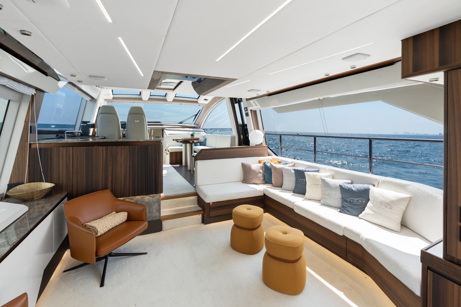2023 Aicon 66 Vivere