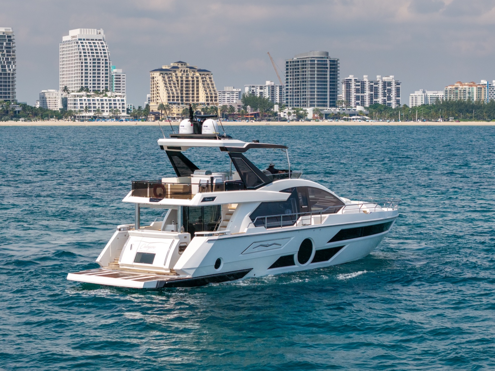 2023 Aicon 66 Vivere