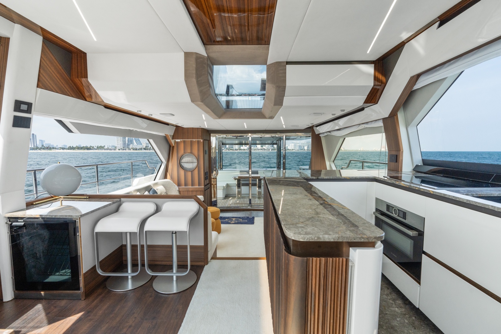 2023 Aicon 66 Vivere