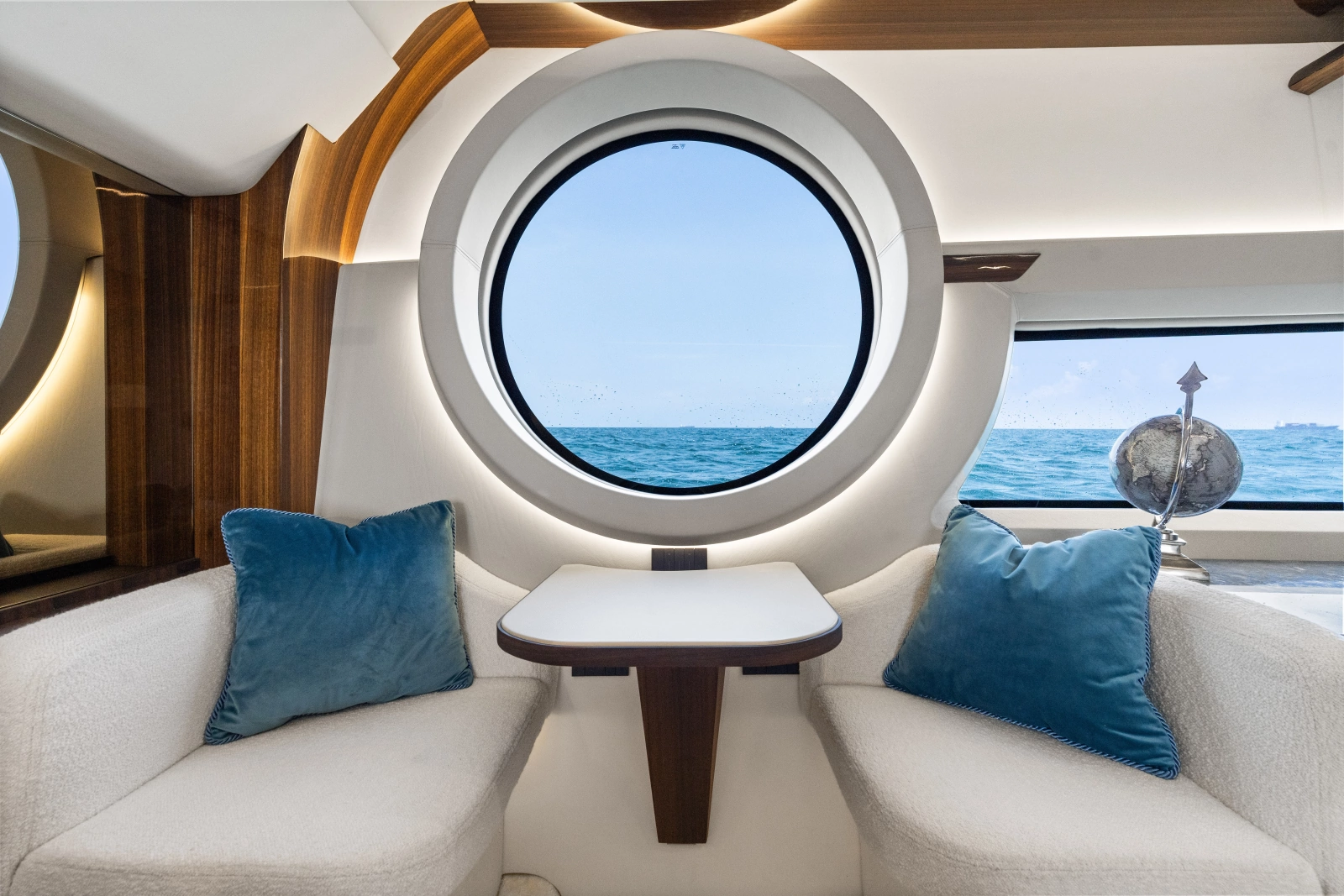 2023 Aicon 66 Vivere