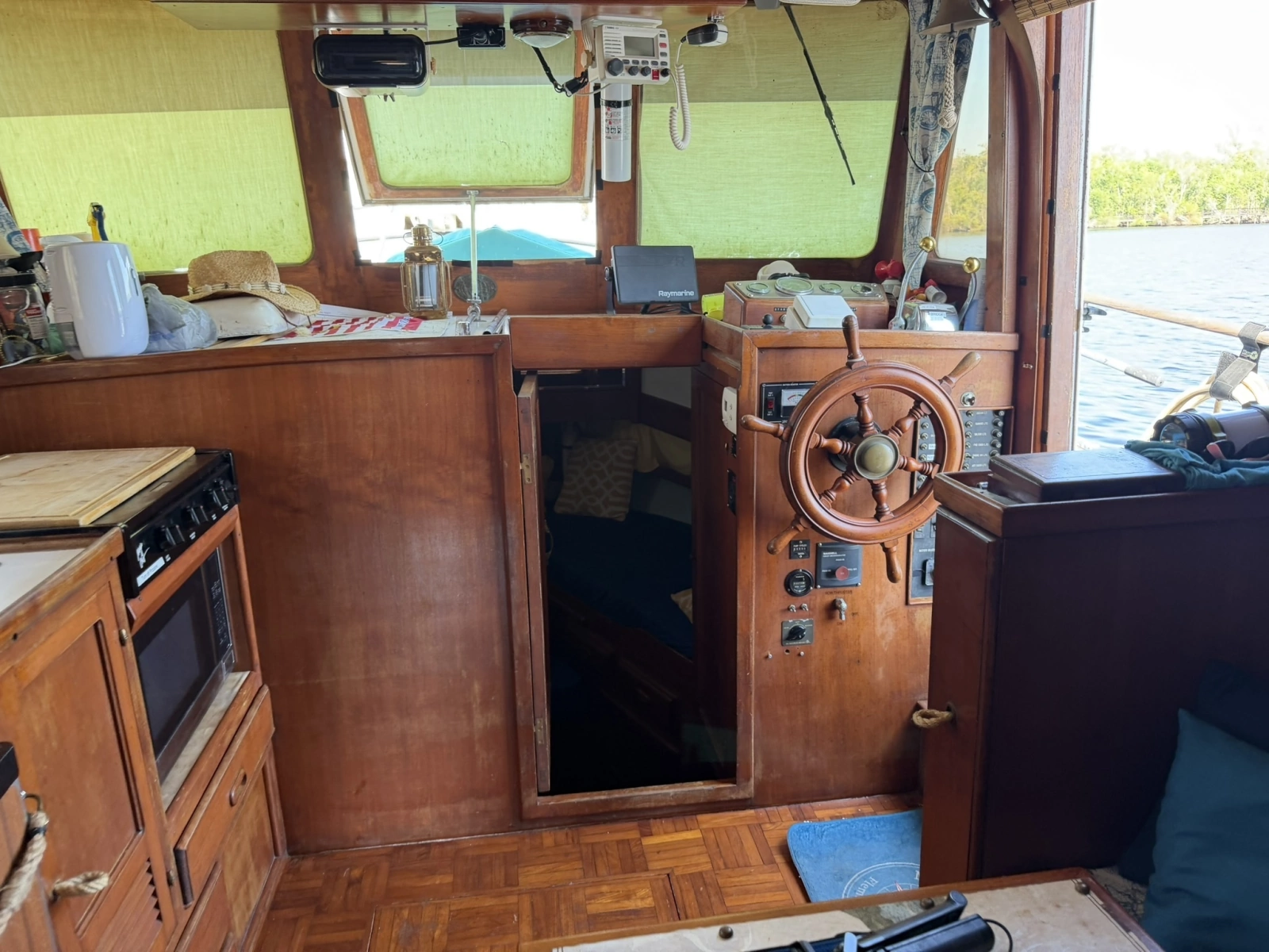 Morning Star 34ft Marine Trader Yacht For Sale