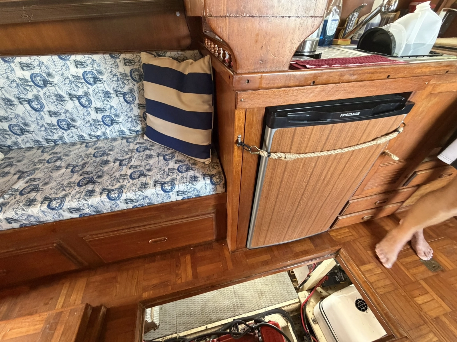 Morning Star 34ft Marine Trader Yacht For Sale