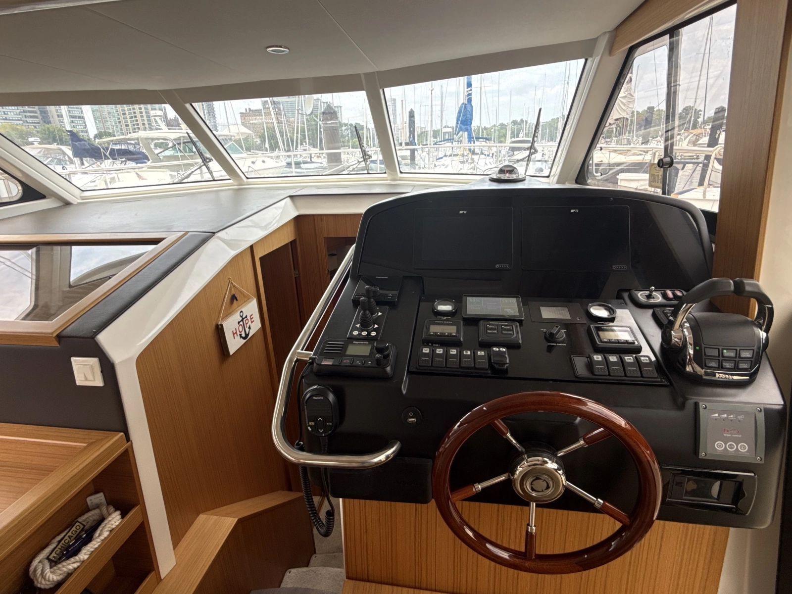 2021 Greenline 40 Hybrid