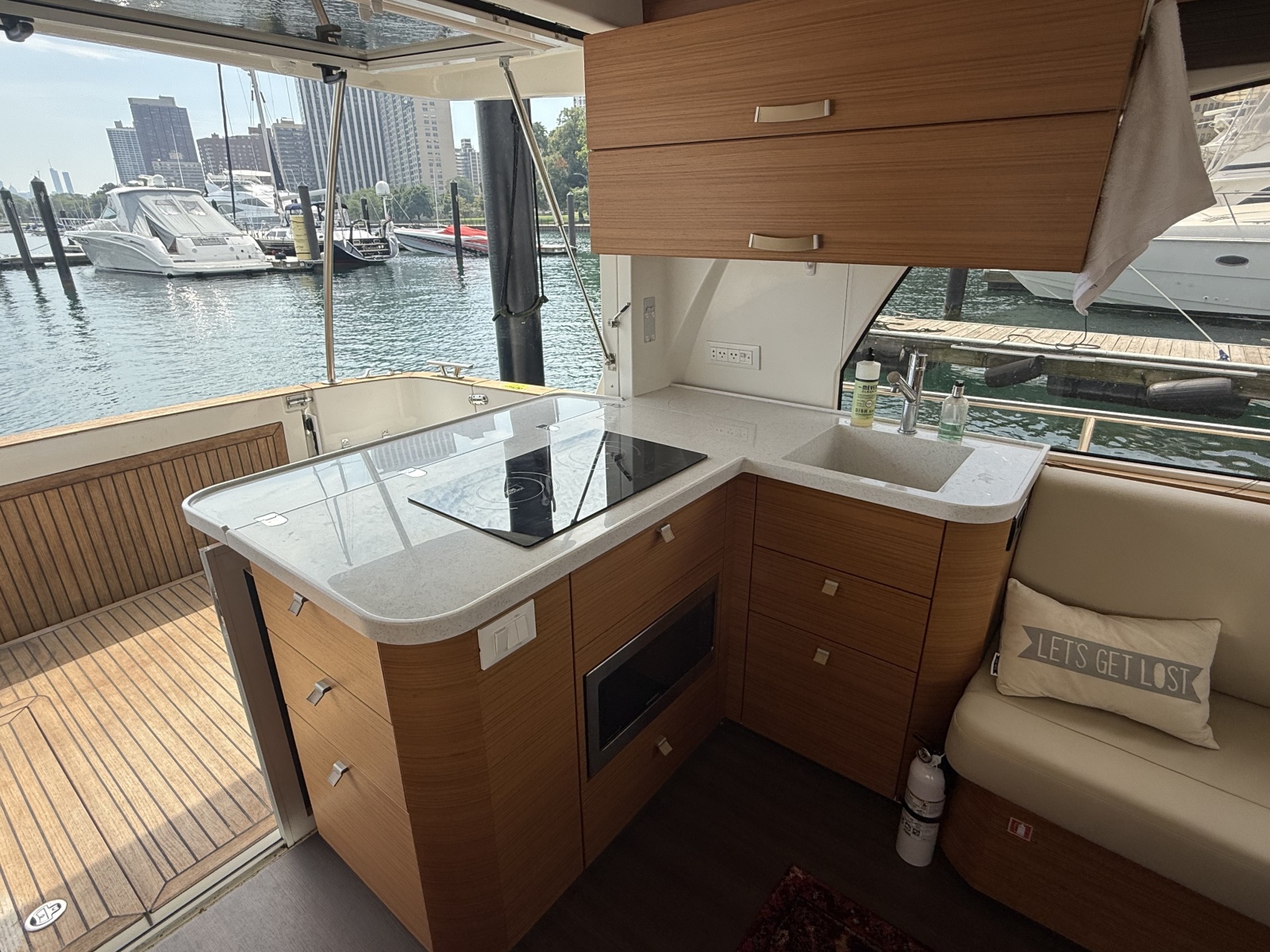 2021 Greenline 40 Hybrid