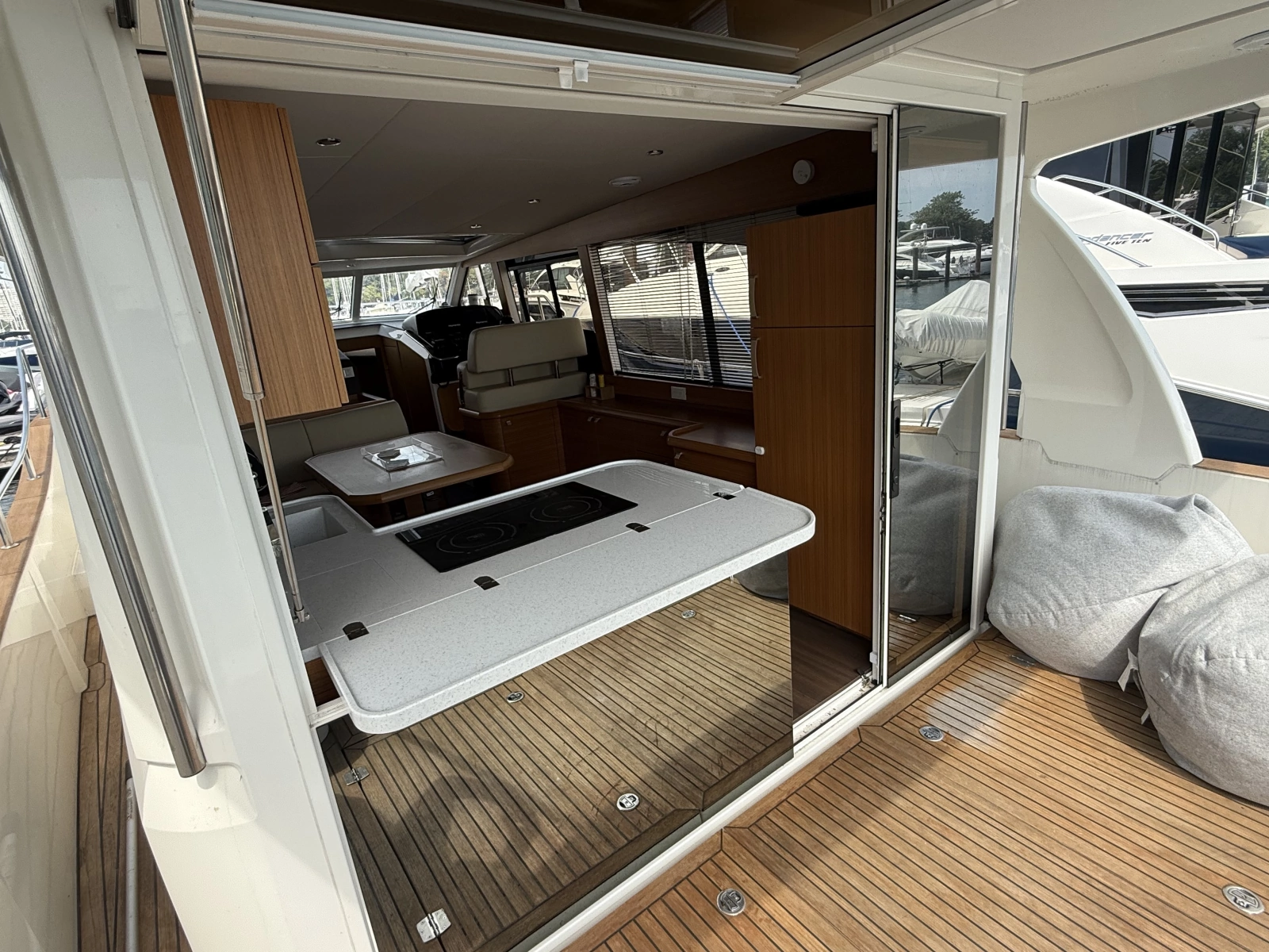 2021 Greenline 40 Hybrid