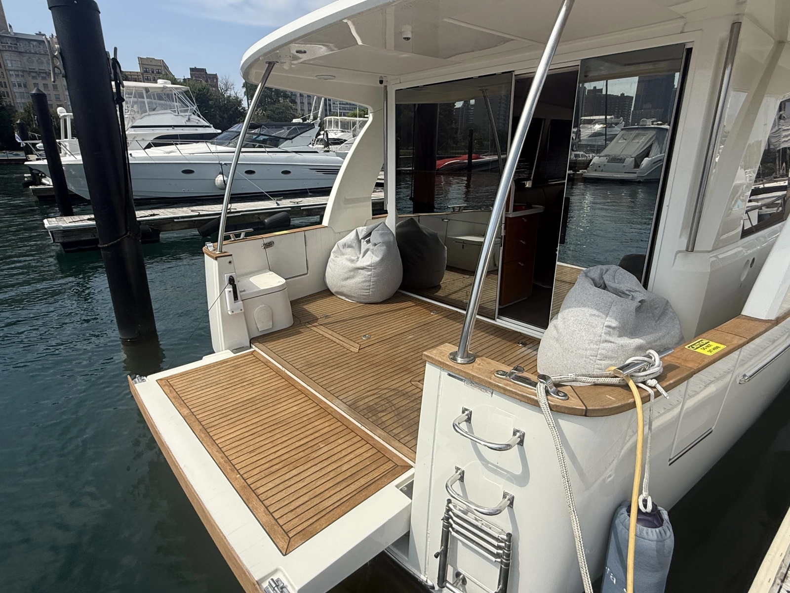 2021 Greenline 40 Hybrid