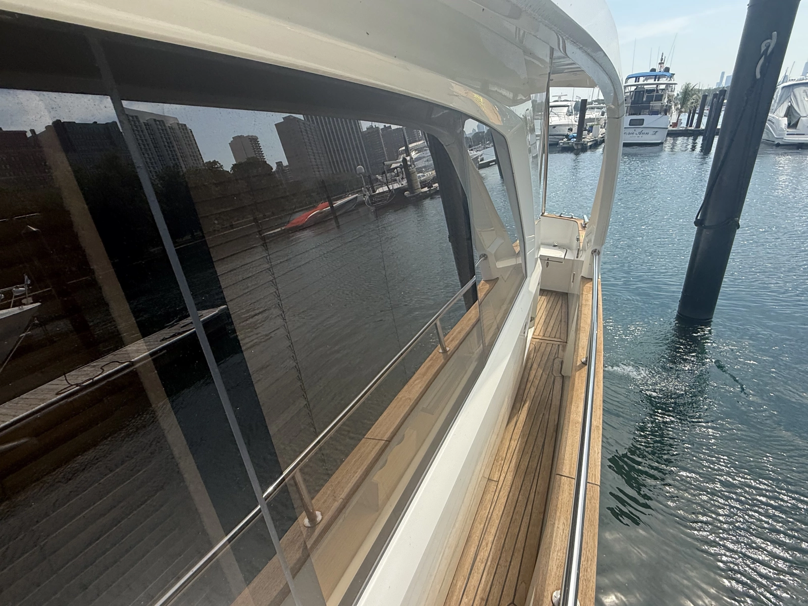 2021 Greenline 40 Hybrid