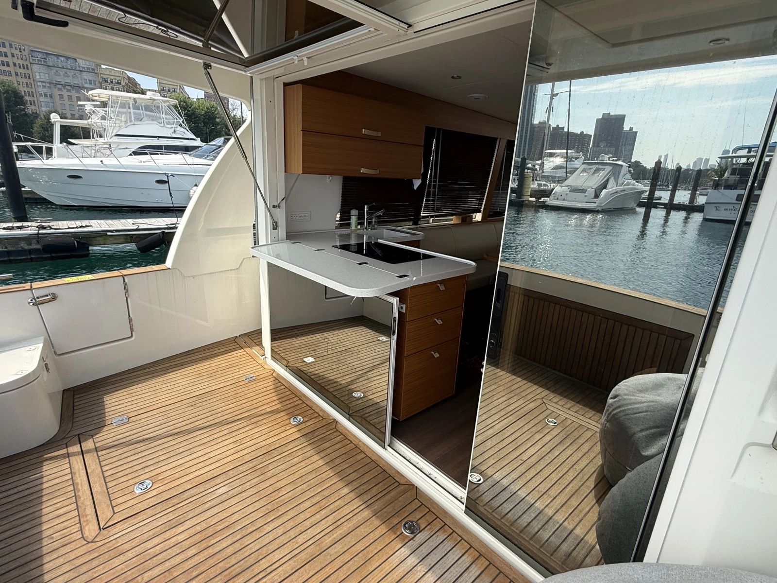 2021 Greenline 40 Hybrid