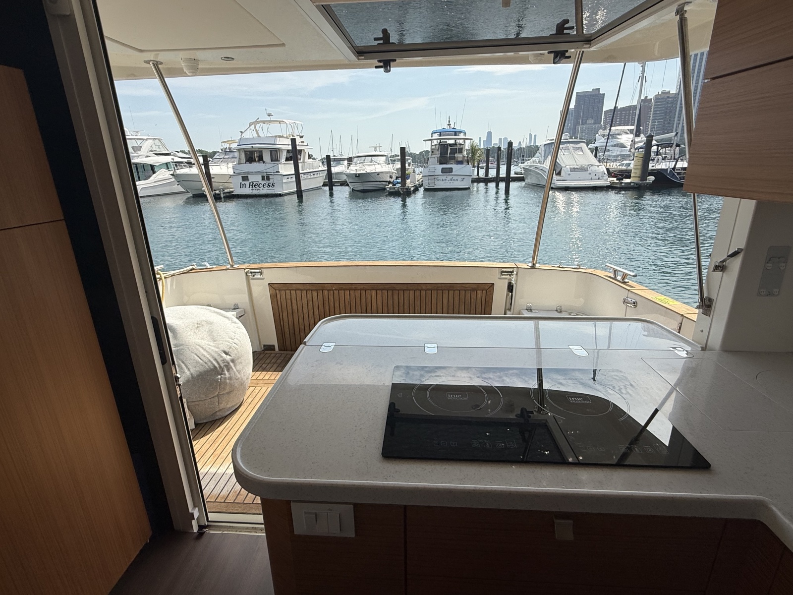 2021 Greenline 40 Hybrid