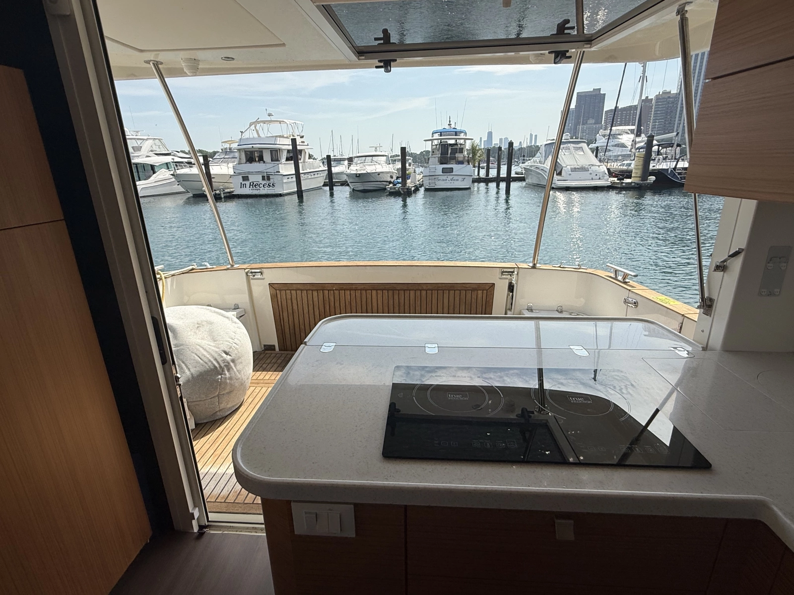 2021 Greenline 40 Hybrid