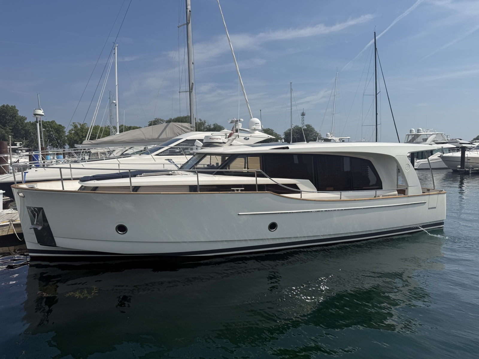2021 Greenline 40 Hybrid