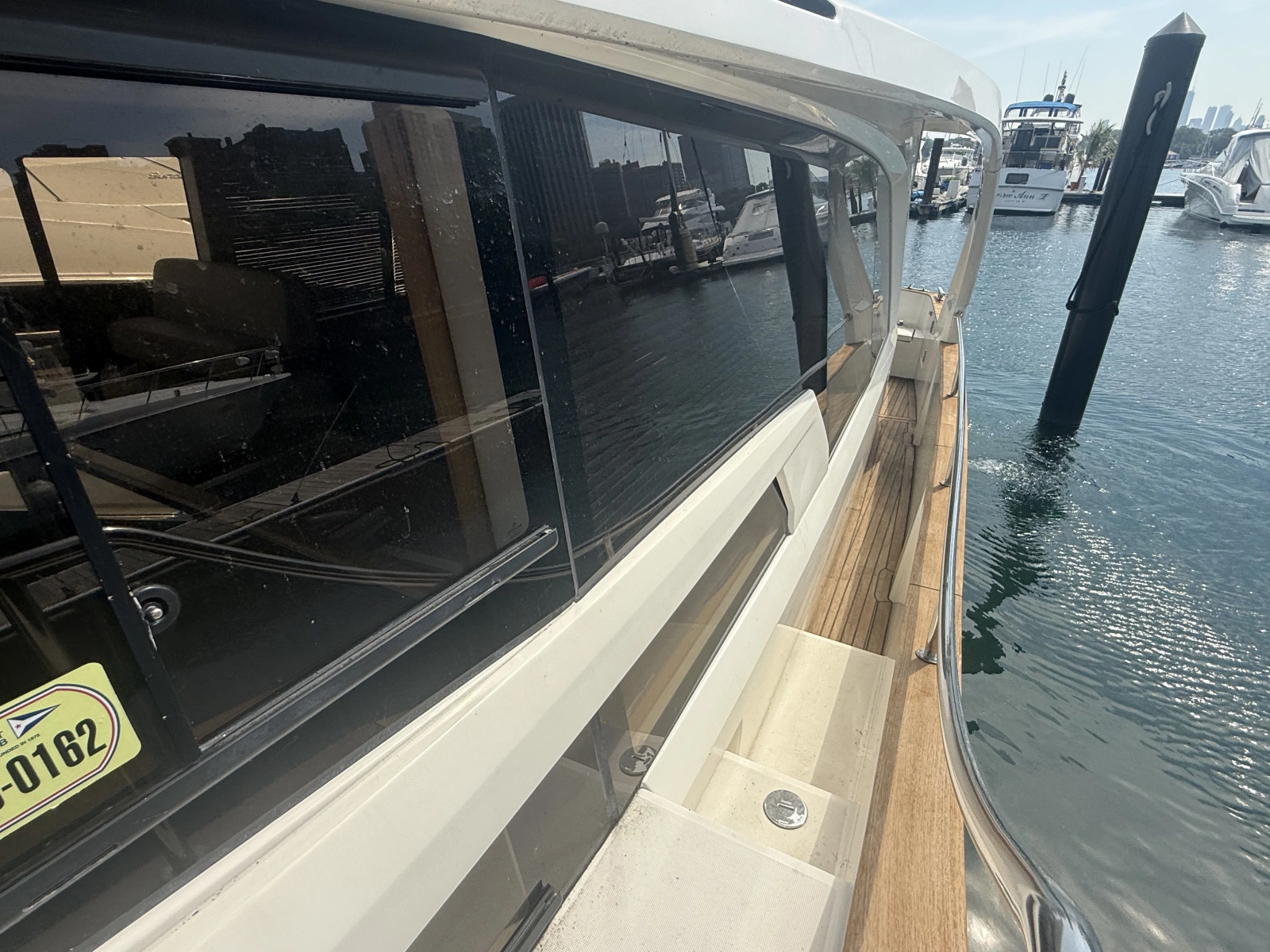 2021 Greenline 40 Hybrid