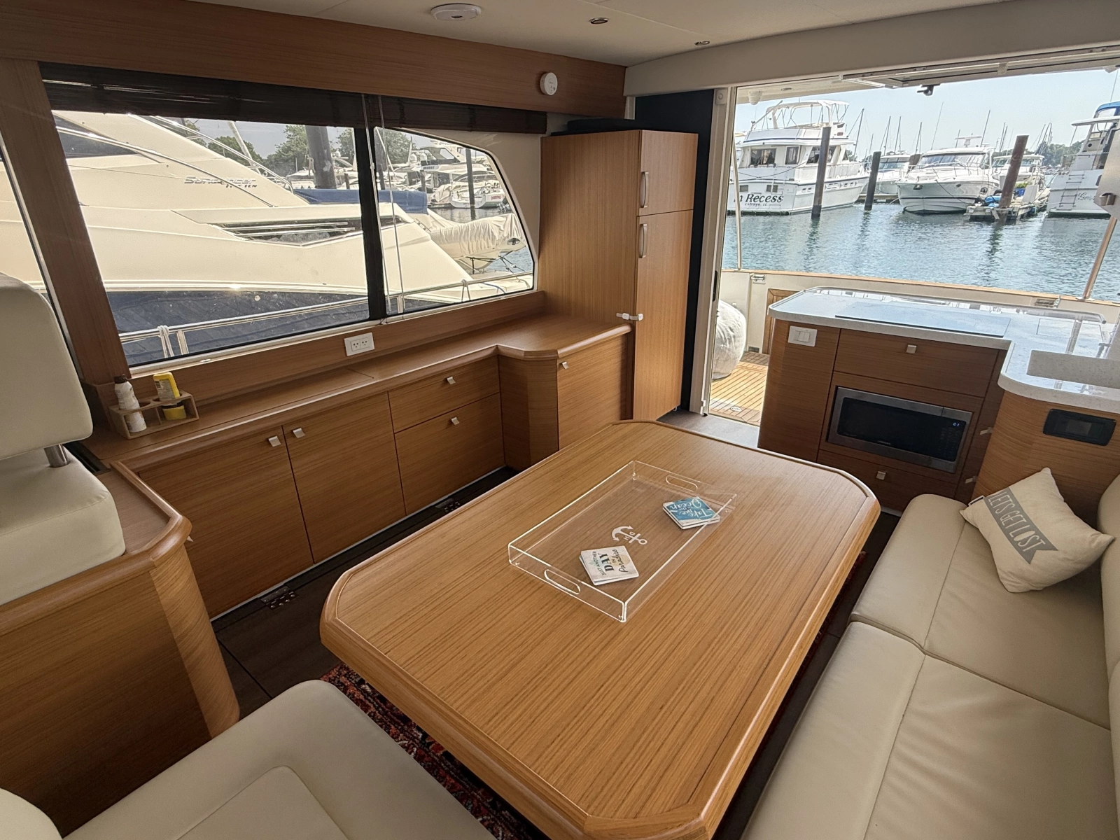 2021 Greenline 40 Hybrid