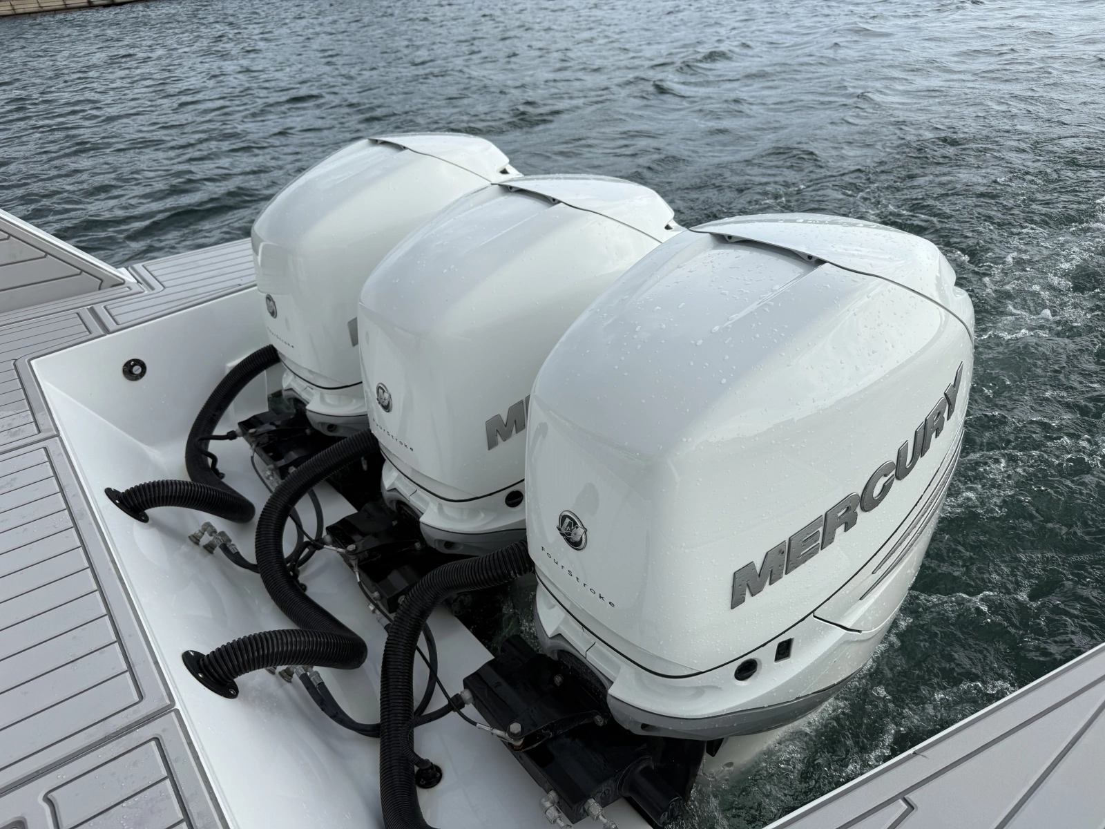 2021 Cruisers Yachts 42 GLS OB