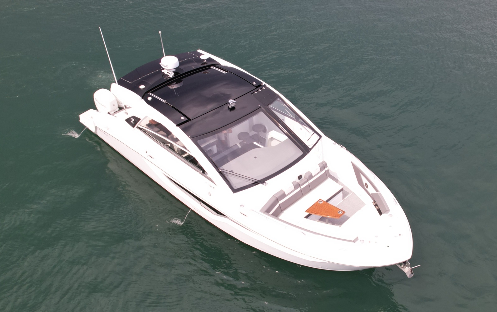 2021 Cruisers Yachts 42 GLS OB